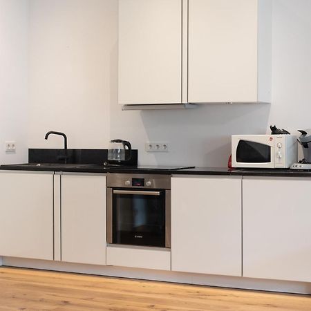 Apartment Mit Parkblick & Massagestuhl Leipzig Buitenkant foto